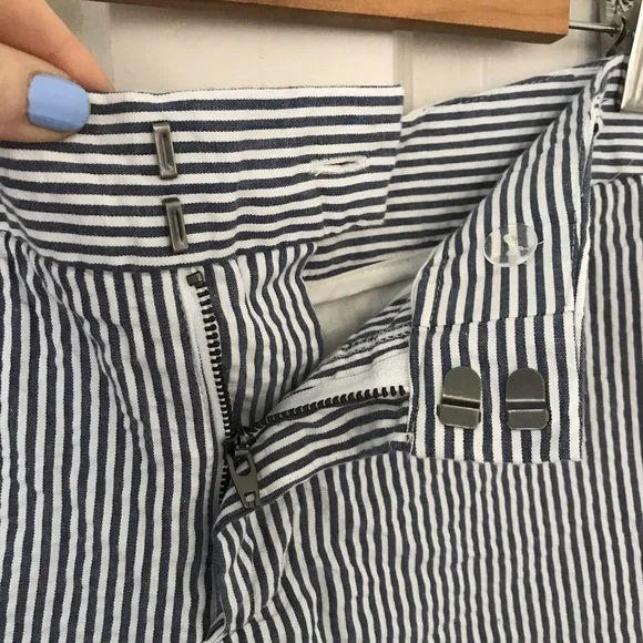 Cynthia Rowley striped nautical cotton shorts, size 8 - Picture 5 of 8